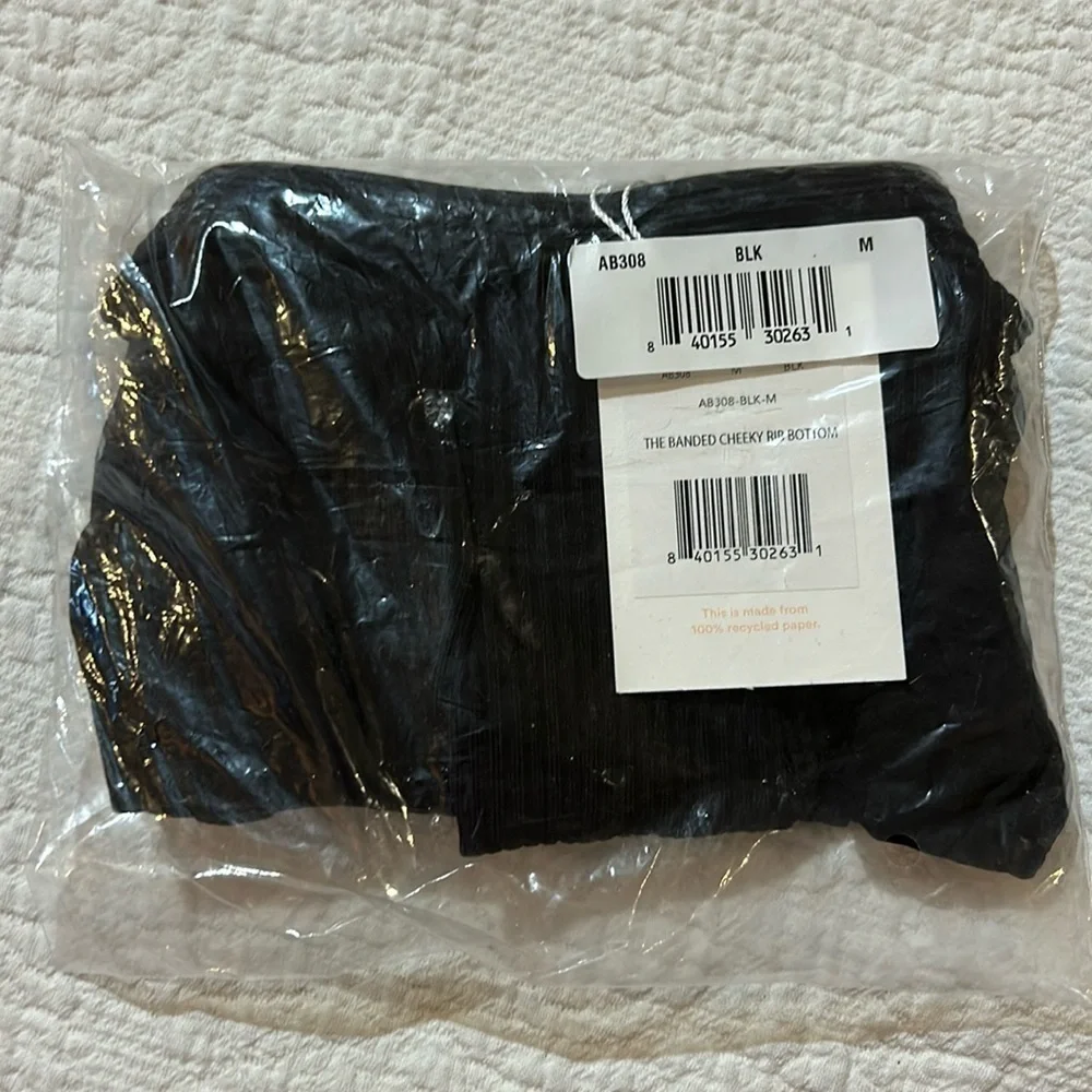 Andie Banded Cheeky Bottom. NWT. Medium